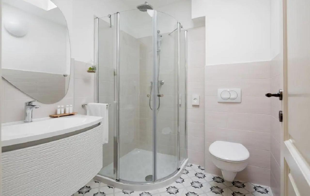 Paradise Beach Apartments روفينج المظهر الخارجي الصورة