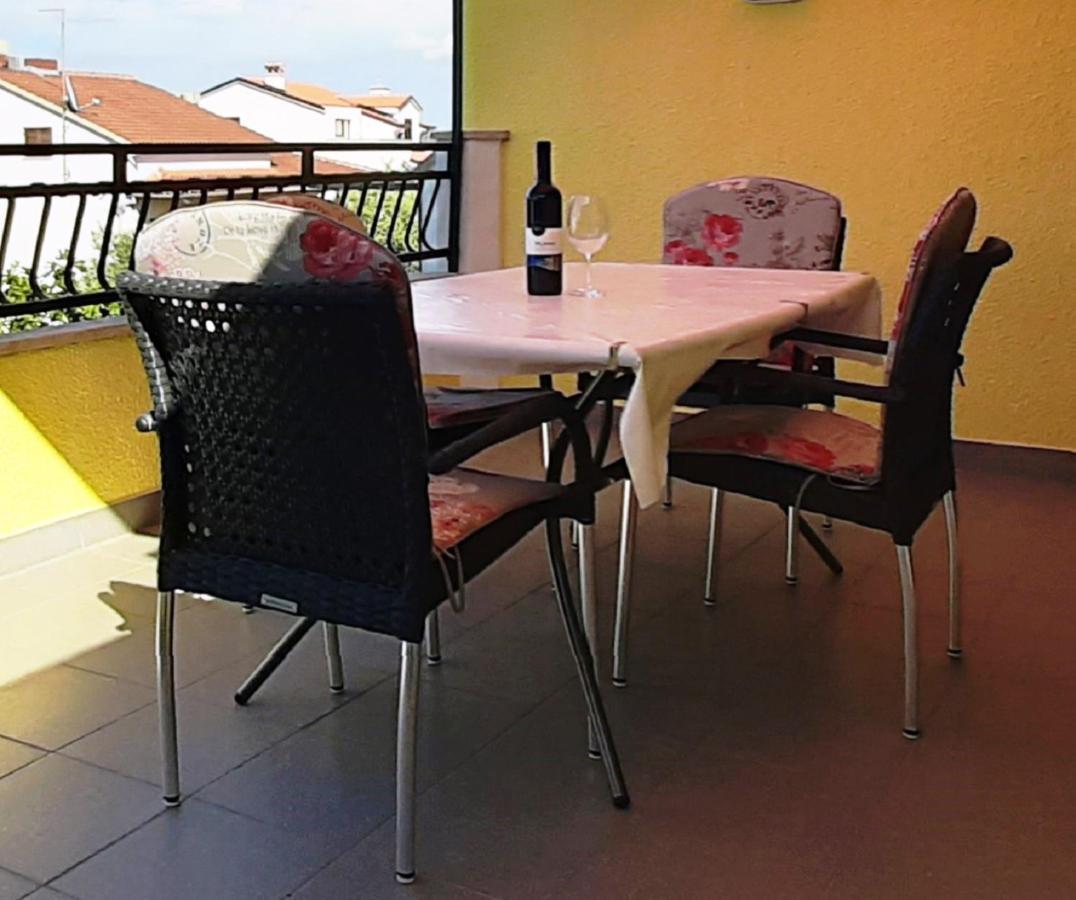 Paradise Beach Apartments روفينج المظهر الخارجي الصورة