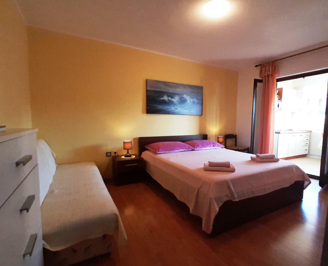 Paradise Beach Apartments روفينج المظهر الخارجي الصورة