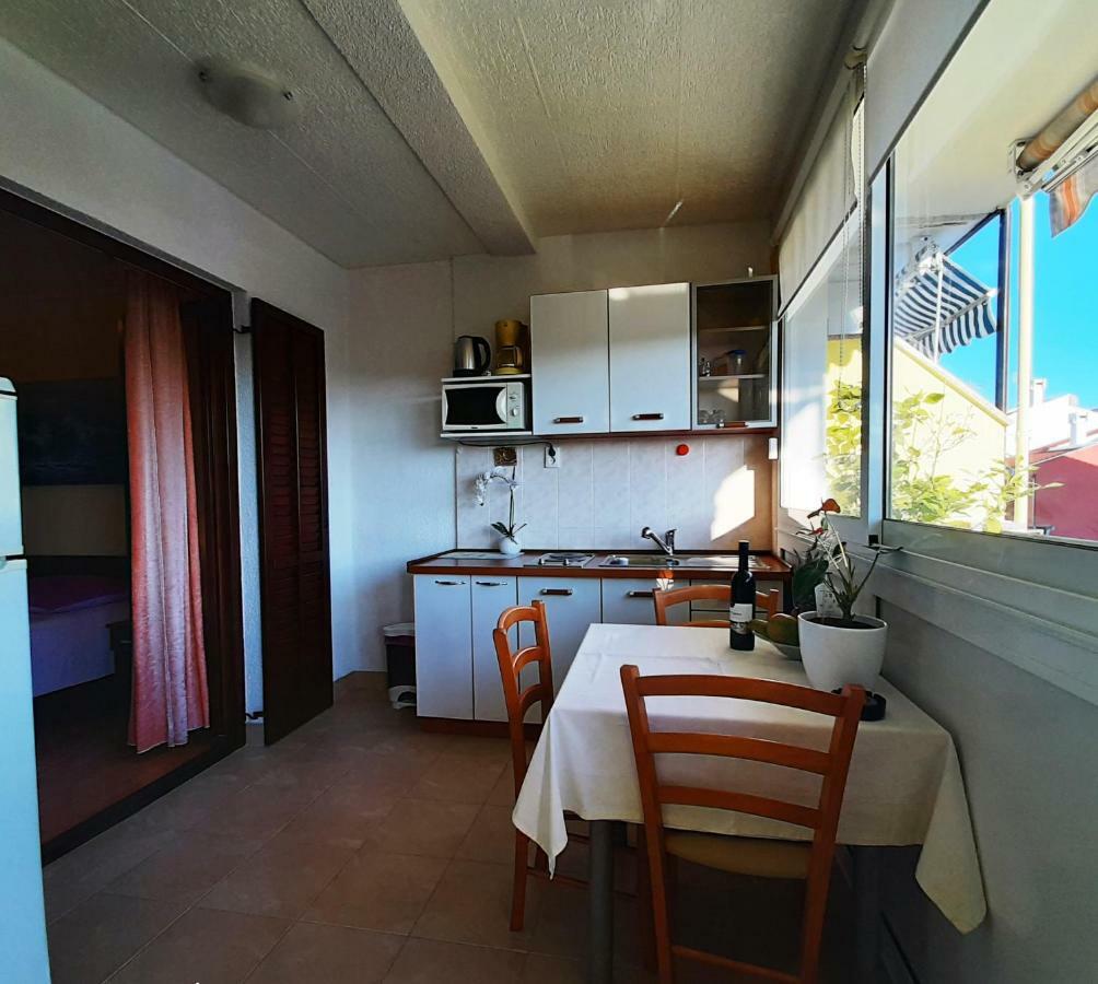 Paradise Beach Apartments روفينج المظهر الخارجي الصورة