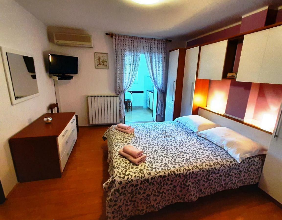 Paradise Beach Apartments روفينج المظهر الخارجي الصورة