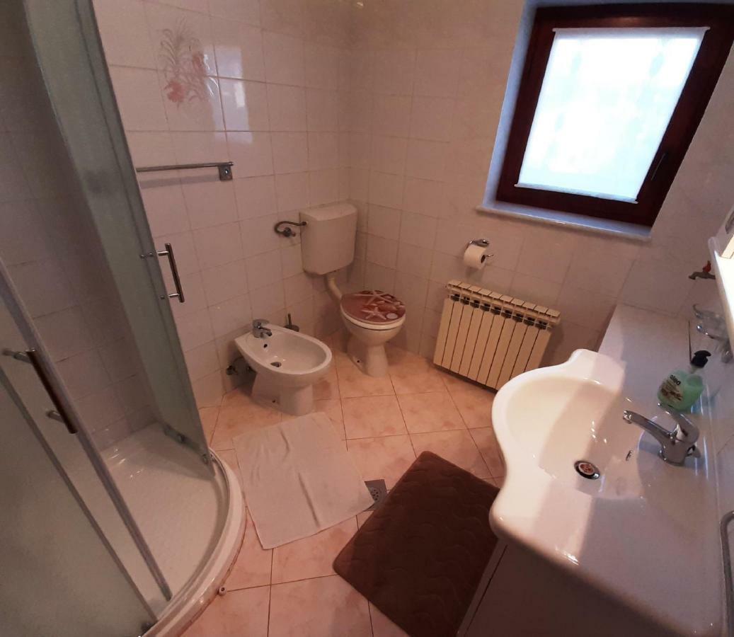 Paradise Beach Apartments روفينج المظهر الخارجي الصورة