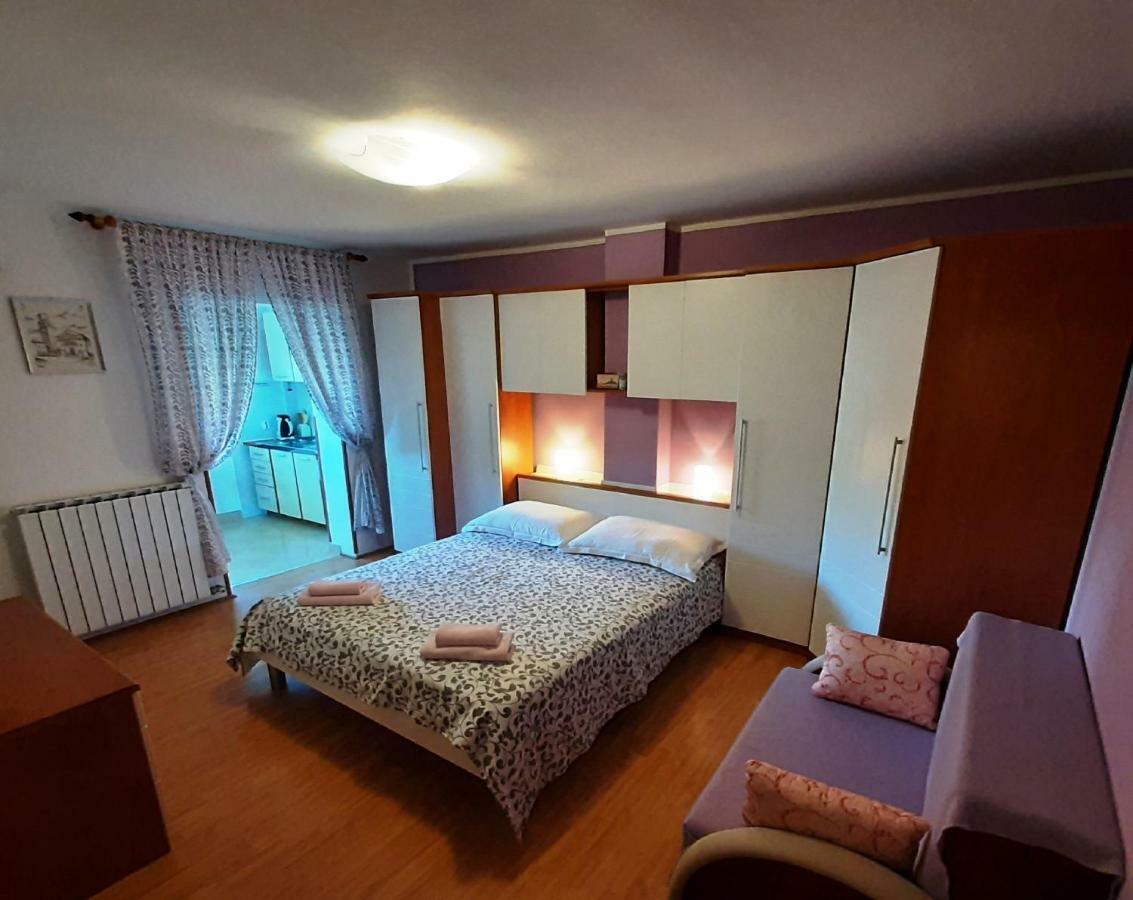 Paradise Beach Apartments روفينج المظهر الخارجي الصورة