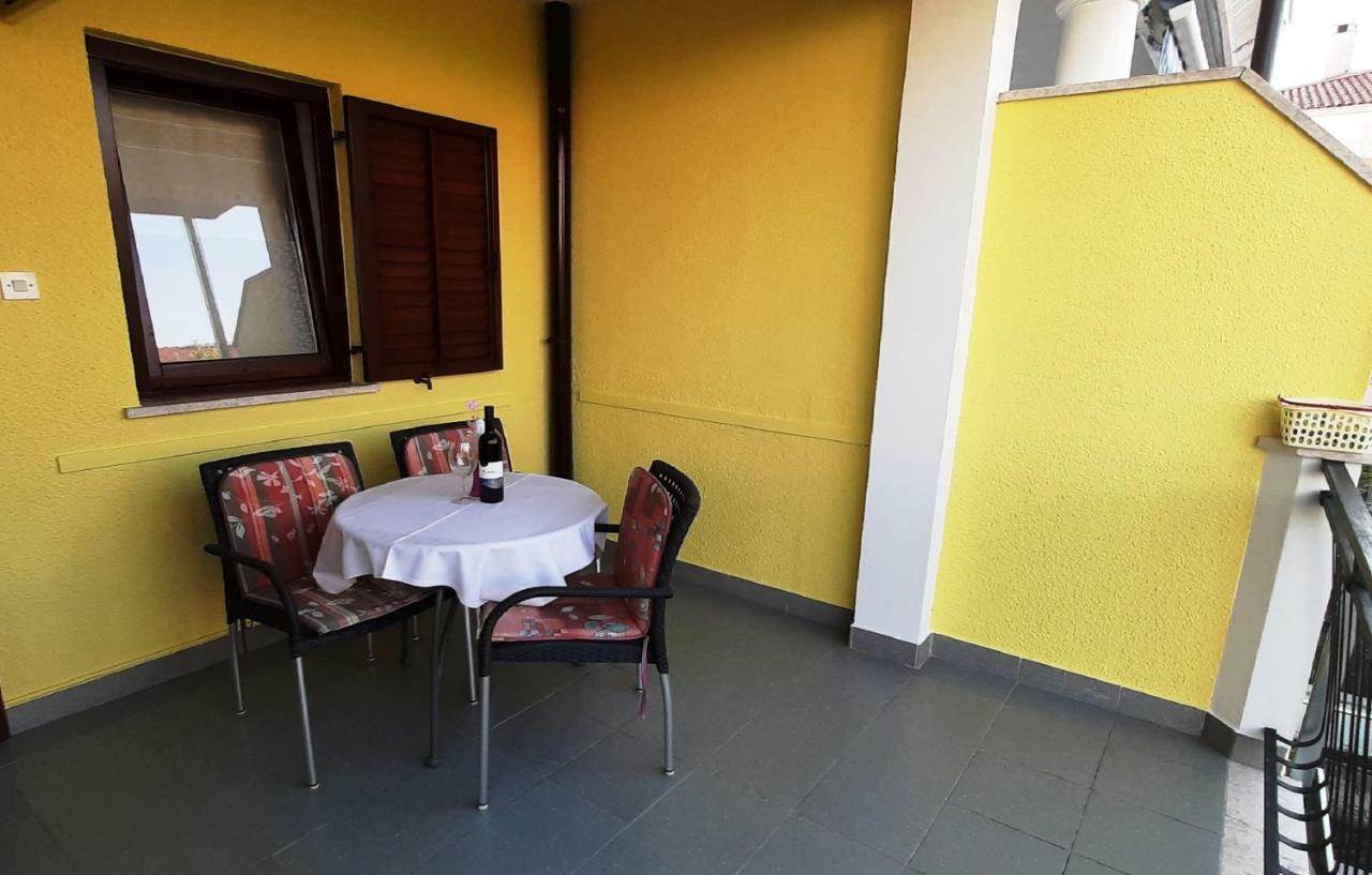 Paradise Beach Apartments روفينج المظهر الخارجي الصورة