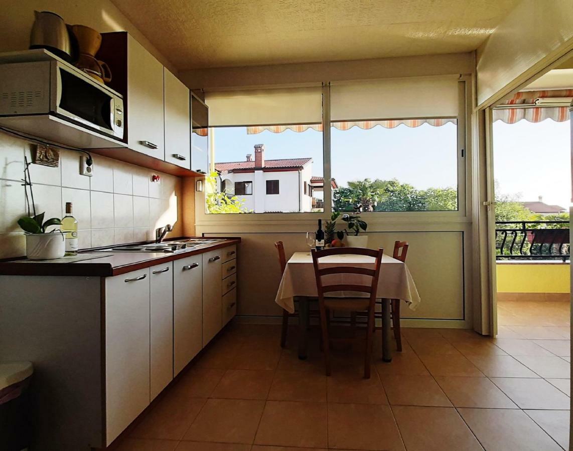 Paradise Beach Apartments روفينج المظهر الخارجي الصورة